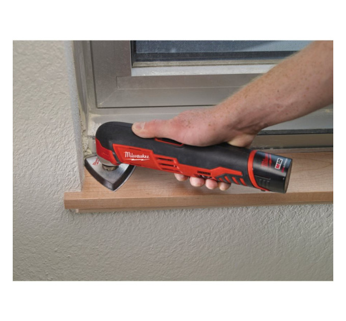 Инструмент многофункциональный аккумуляторный MILWAUKEE M12 MT-0 (каркас)