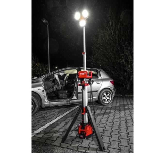 Прожектор светодиодный аккумуляторный напольный MILWAUKEE M18 HOSALC-0 с зарядным устройством