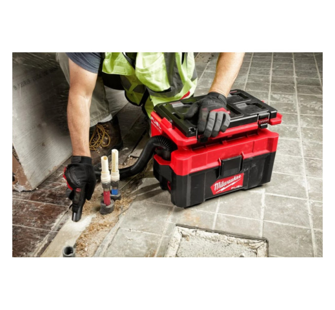 Пылесос аккумуляторный бесщеточный PACKOUT MILWAUKEE M18 FPOVCL-0 (каркас) для воды и сухого мусора
