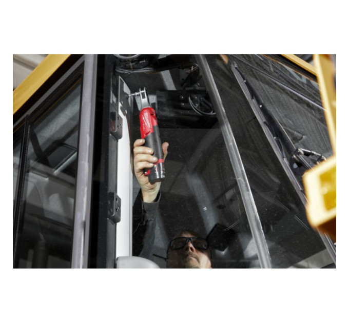 Трещітка акумуляторна безщіткова MILWAUKEE 1/4" (47 Нм) M12 FHIR14-0 (каркас)