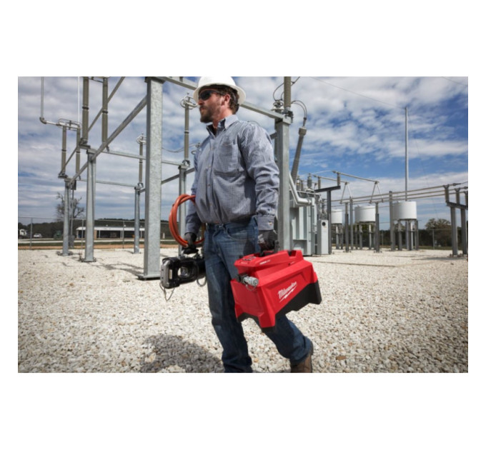 Насос вспомогательный аккумуляторный гидравлический MILWAUKEE M18 HUP700-121 (ЗУ+1Х12Ач), (замена на