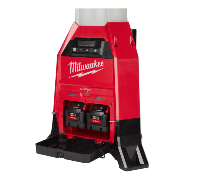 Фонарь светодиодный аккумуляторный MILWAUKEE M18 ONESLDP-0 ONE-KEY с зарядным устройством