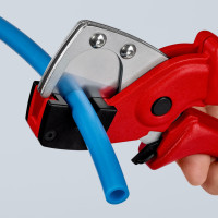 Труборез для многослойных и пневматических шлангов Ø4-20мм KNIPEX 90 10 185 SB