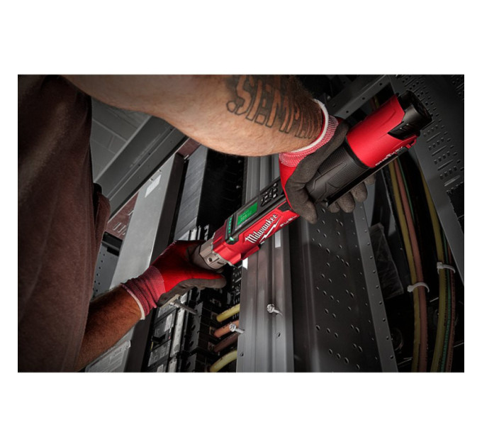 Ключ динамометрический электронный MILWAUKEE 3/8'' (13.6 - 135.6Нм) M12 ONEFTR38-201C(ЗУ+2Х2Ач+кейс)