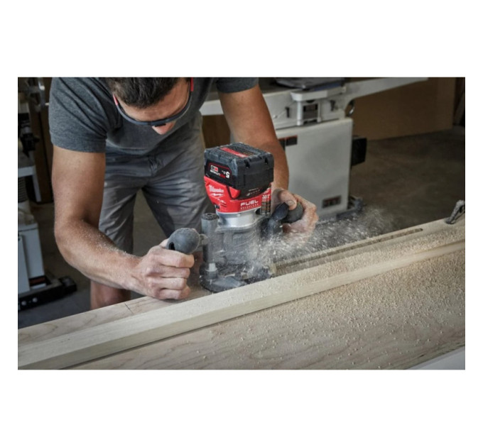 Фрезер аккумуляторный кромочный MILWAUKEE M18 FTR8-0X (каркас+HDкейс)