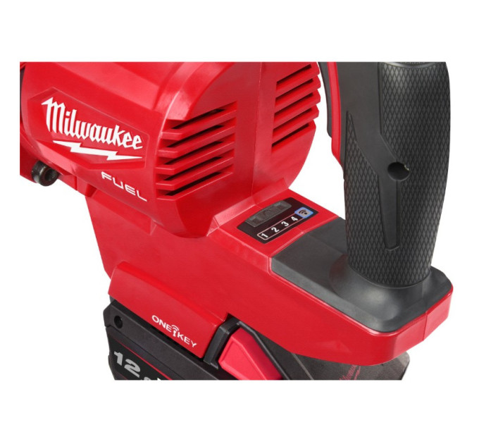 Гайковерт аккумуляторный бесщеточный MILWAUKEE 1'' (2711Нм) M18 ONEFHIWF1DS-121C, (ЗУ+1ак.) FORGE™