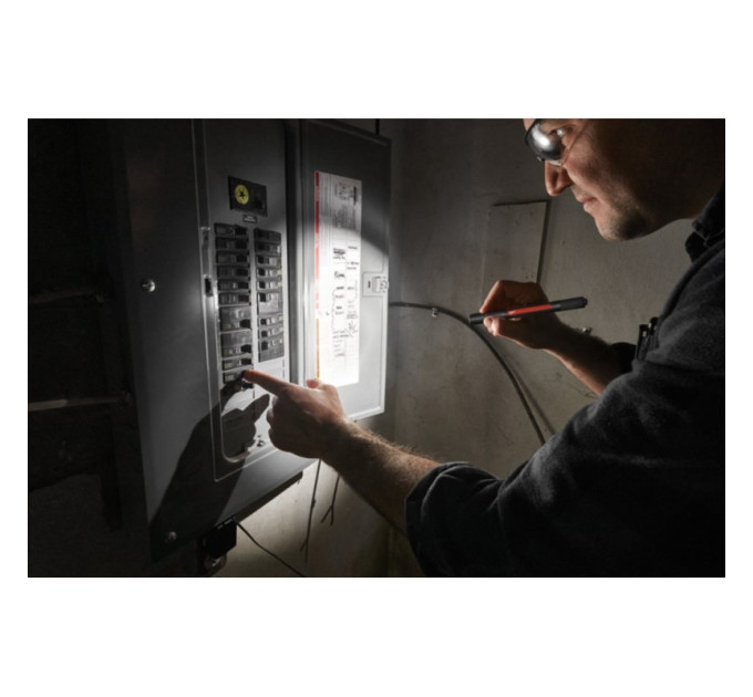 Фонарь светодиодный аккумуляторный компактный Micro-USB MILWAUKEE IR PL250 250 люменов