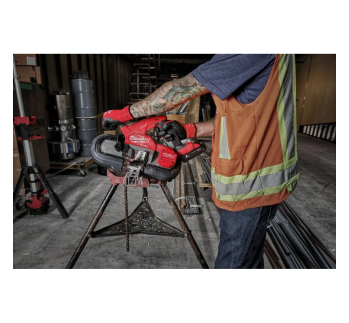 Пила ленточная аккумуляторная бесщёточная MILWAUKEE M18 FBS85-0C (каркас+кейс)