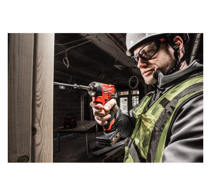Шуруповерт ударный аккумуляторный бесщёточный MILWAUKEE (170 Нм) M12 FID2-202Х (ЗУ+2акк.Х2Ач+HDкейс)