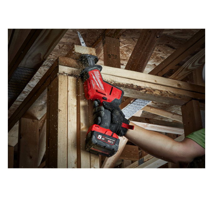 Пила сабельная аккумуляторная бесщеточная MILWAUKEE M18 FHZ-502X (ЗУ+2акк.Х5Ач+HDкейс)