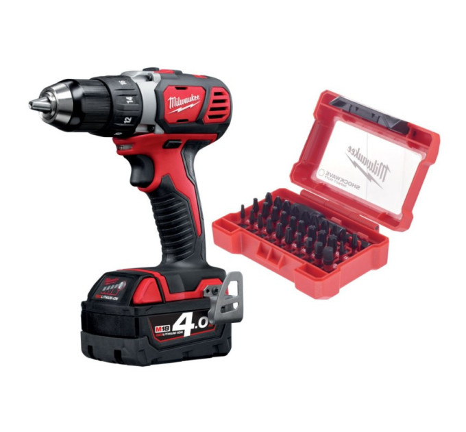 Дрель-шуруповерт аккумуляторная MILWAUKEE M18 BDD-402CA (ЗУ, 2х4Ач, кейс, набор бит 32шт)