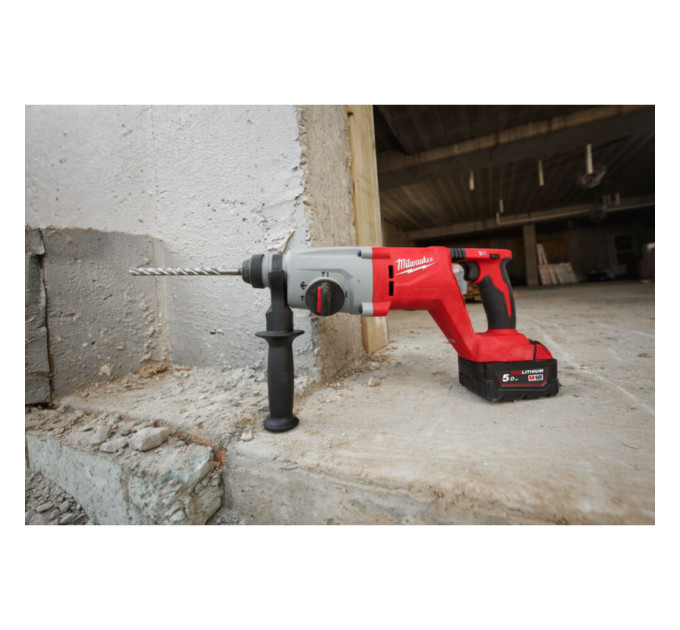 Перфоратор аккумуляторный бесщёточный SDS PLUS MILWAUKEE M18 BLHACD26-0 (2,6 Дж) (каркас) + M18 B5