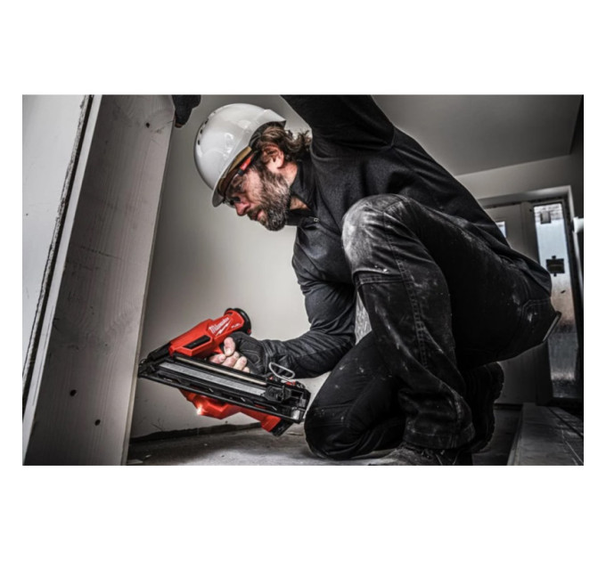 Пистолет гвоздезабивной аккумуляторный бесщёточный MILWAUKEE M18 FN15GA-0X (32-64мм)(каркас, HDкейс)