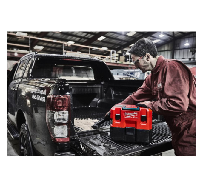 Пылесос аккумуляторный для воды и сухого мусора MILWAUKEE M12 FVCL-0 (каркас)