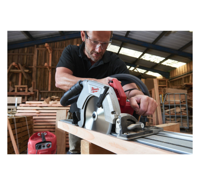 Циркулярная пила MILWAUKEE CS 85 CBE 4933451116