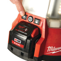 Фонарь светодиодный аккумуляторный MILWAUKEE, M18 ONESLSP-0