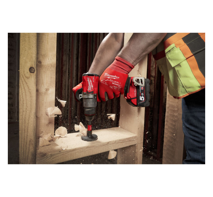 Дрель-шуруповёрт аккумуляторная бесщёточная ударная MILWAUKEE M18 ONEPD2-0X (135Нм) (каркас+HDкейс)