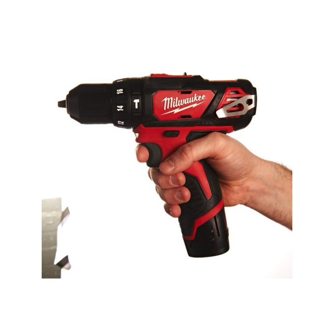 Дриль-шуруповерт акумуляторна ударна MILWAUKEE M12 BPD-202X (30 Нм) (ЗУ+2ак.Х2Ач+кейс)