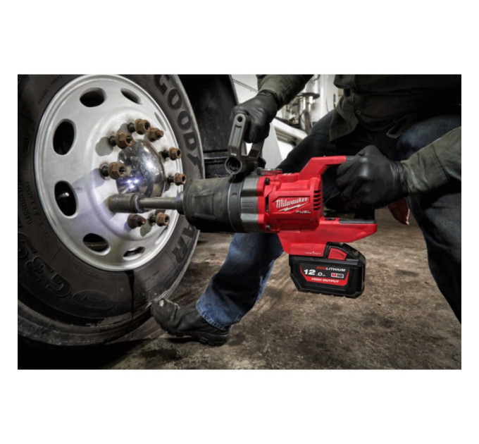 Гайковерт аккумуляторный бесщеточный MILWAUKEE 1'' (2711Нм) M18 ONEFHIWF1D-0C, с кольцом (каркас)