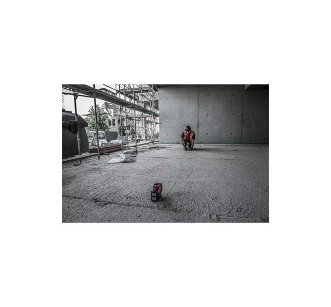 Нивелир линейно-точечный аккумуляторный MILWAUKEE M12 CLLP-301C (зелёный луч)