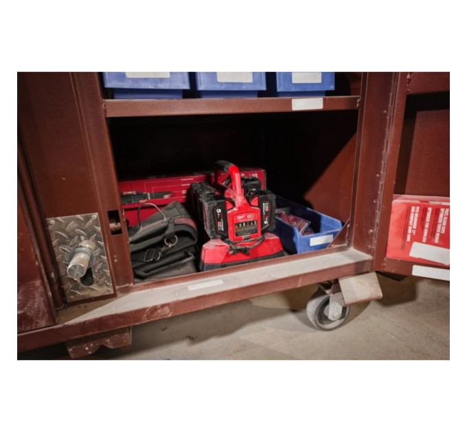 Зарядное устройство MILWAUKEE M18 PC6 (на 6 акк.) PACKOUT, (замена на 4932498551)