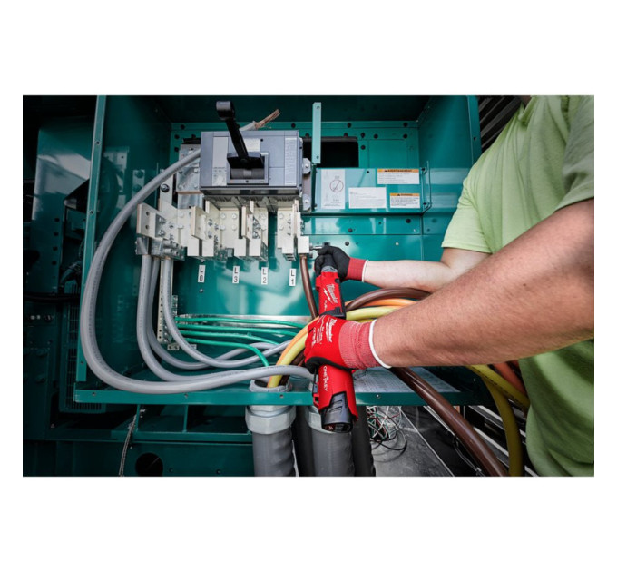 Ключ динамометрический электронный MILWAUKEE 3/8'' (13.6 - 135.6Нм) M12 ONEFTR38-201C(ЗУ+2Х2Ач+кейс)