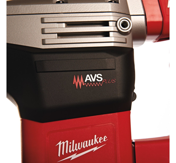 Сверхмощный перфоратор MILWAUKEE SDS Max Kango 750 S энергия удара 11,9 Дж 4933398600