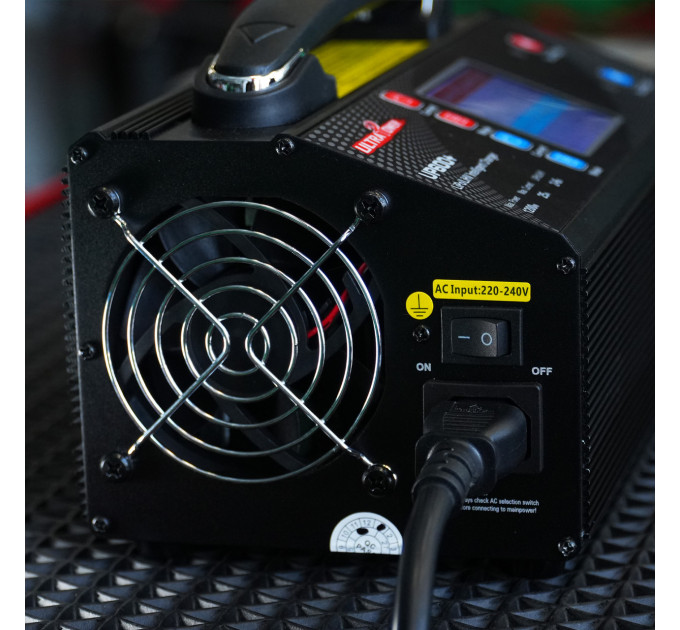 Зарядное устройство 2-канальное 24В 25А 2-6S LiPo/LiHV 1200Вт 220В (UP600+) ULTRA POWER PROTESTER UP600PLUS
