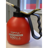 Масляна важільна пластикова TOPTUL 500 мл Гнучкий наконечник NCAB0150 Масляна важільна пластикова TOPTUL 500 мл Гнучкий наконечник NCAB0150