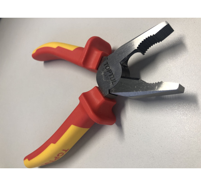 Пассатижи электрика 7" 1000V VDE TOPTUL DGCA2207