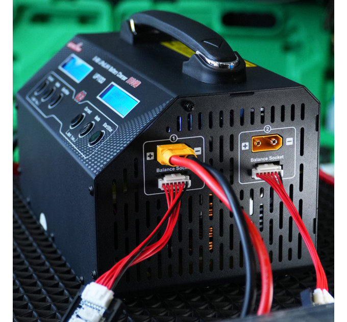 Зарядное устройство 2-канальное 2x22А 2-6S LiPo/LiHV 1100Вт 220В ULTRA POWER PROTESTER UP1100