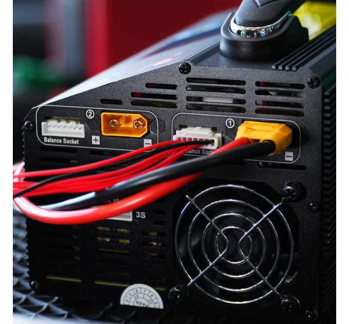 Зарядное устройство 2-канальное 24В 25А 2-6S LiPo/LiHV 1200Вт 220В (UP600+) ULTRA POWER PROTESTER UP600PLUS